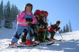 Auf die Piste mit Kindern und Teenagern